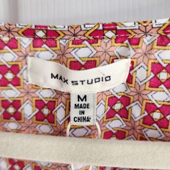 NWT Max Studio Front Tie Blouse Flutter Sleeves Medium - Picture 3 of 9